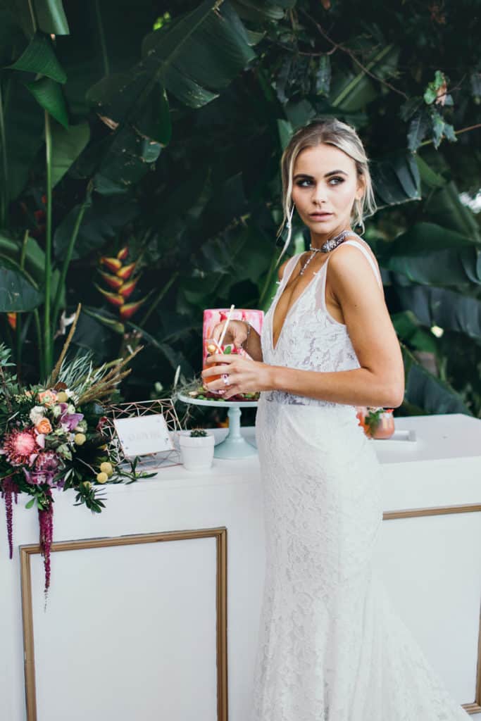 Wedding Flowers by Julia Rose - Summer grove Estate - White magazine - Luxe - Palm springs 